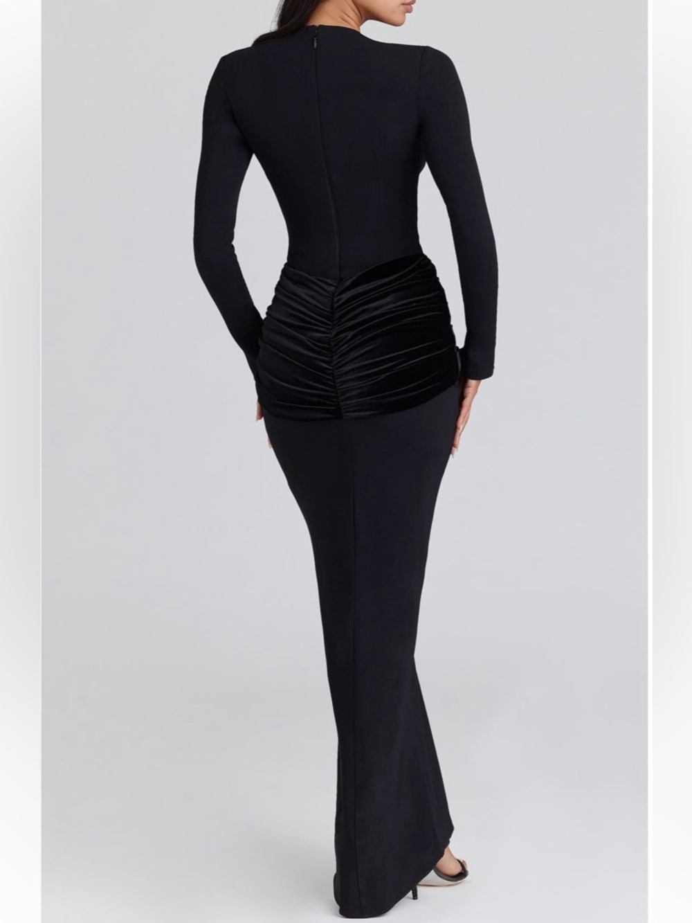 House Of Cb Athena Long Sleeve Stretch Crepe Gown - Picture 2 of 8